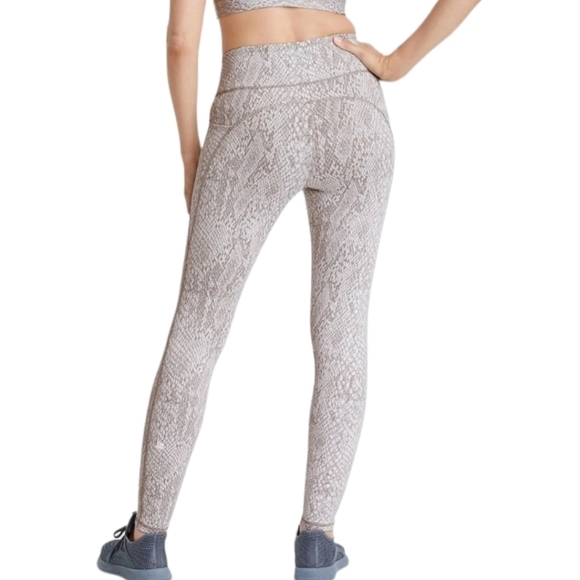 Women's Snake Print Jacquard Leggings | All in Motion | XL - Picture 15 of 15